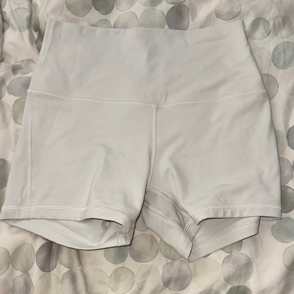 lululemon athletica Women's High-Waisted bone Shorts 4 inch